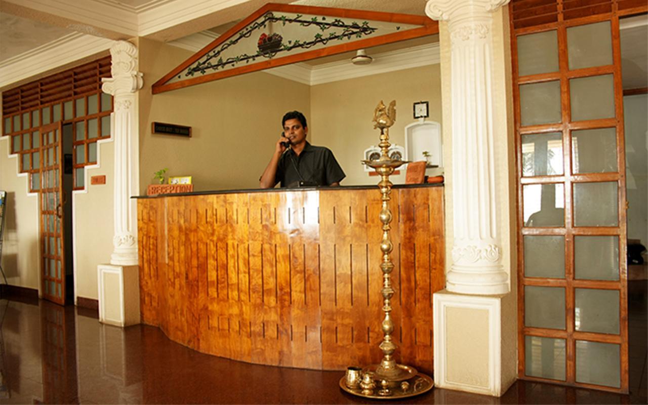 Raja Hotel Ковалам Екстериор снимка